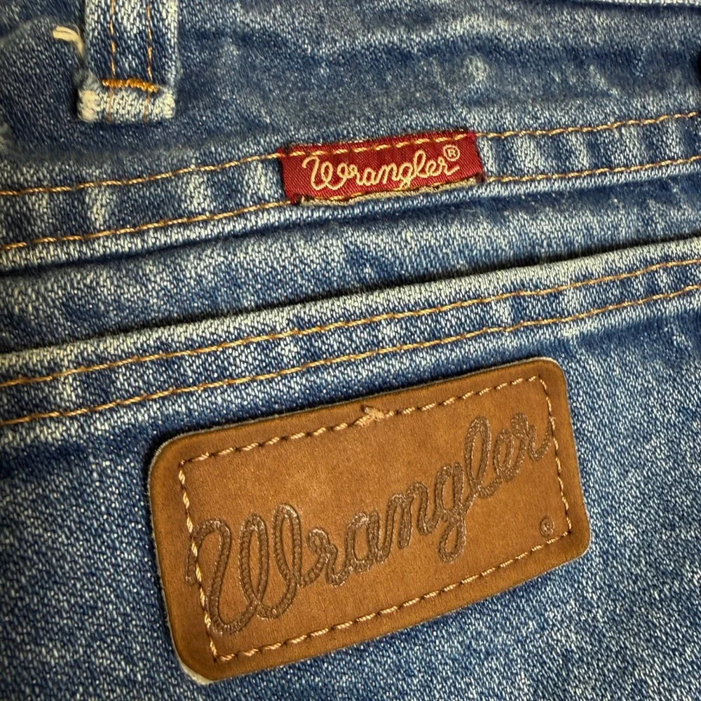 VTG Wrangler Relaxed Fit‎ Distressed Blue Denim Jeans Men's 36 x 30 Coboy Rodeo - Picture 3 of 11